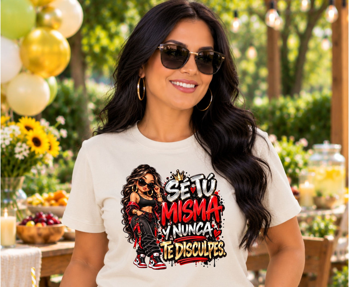 Sé Tú Misma y Nunca Te Disculpes | Camiseta de Mujer con Estilo Urbano | Diseño Chibi con Actitud